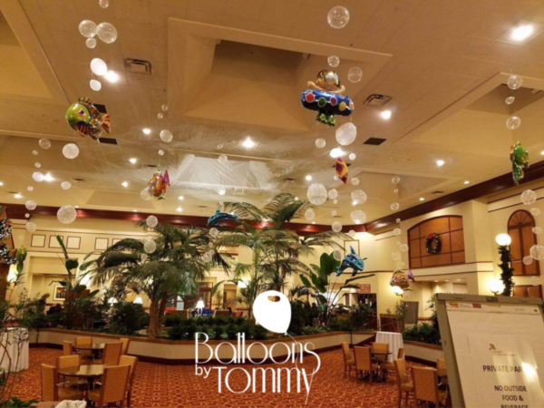 Beach party balloon decor - Balloons by Tommy