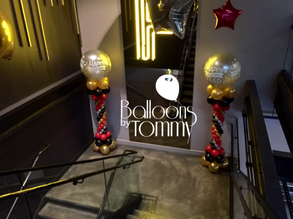Balloon columns at Fremont Chicago NYE 2017 - Balloons by Tommy