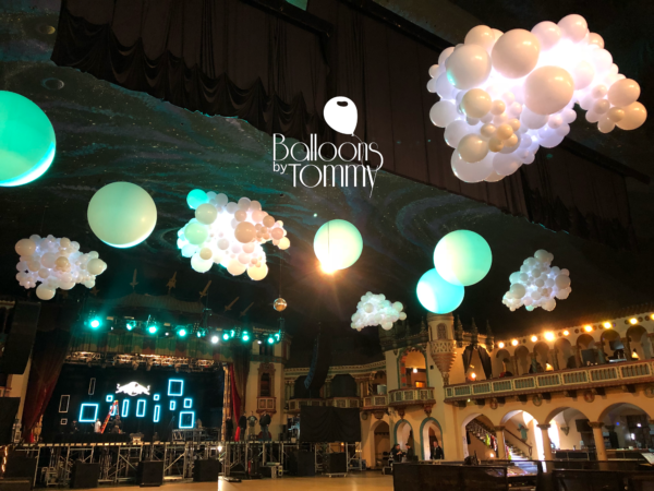 #30DaysInChicago Aragon Ballroom - Balloons by Tommy
