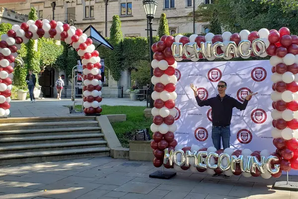 University of Chicago School Color Balloon Decor