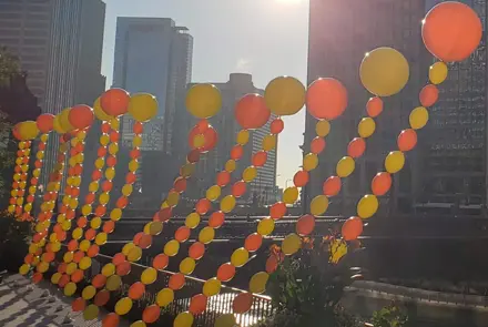 Outdoor balloon decor