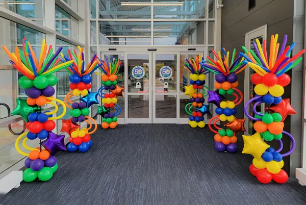 Balloon columns at school entrance