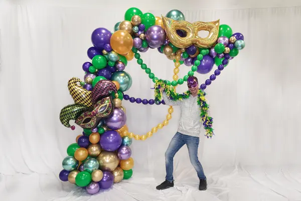 Mardi Gras themed balloon decor
